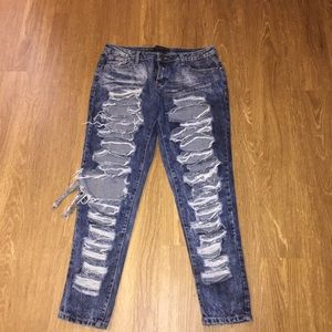 Destroyed high waisted denim